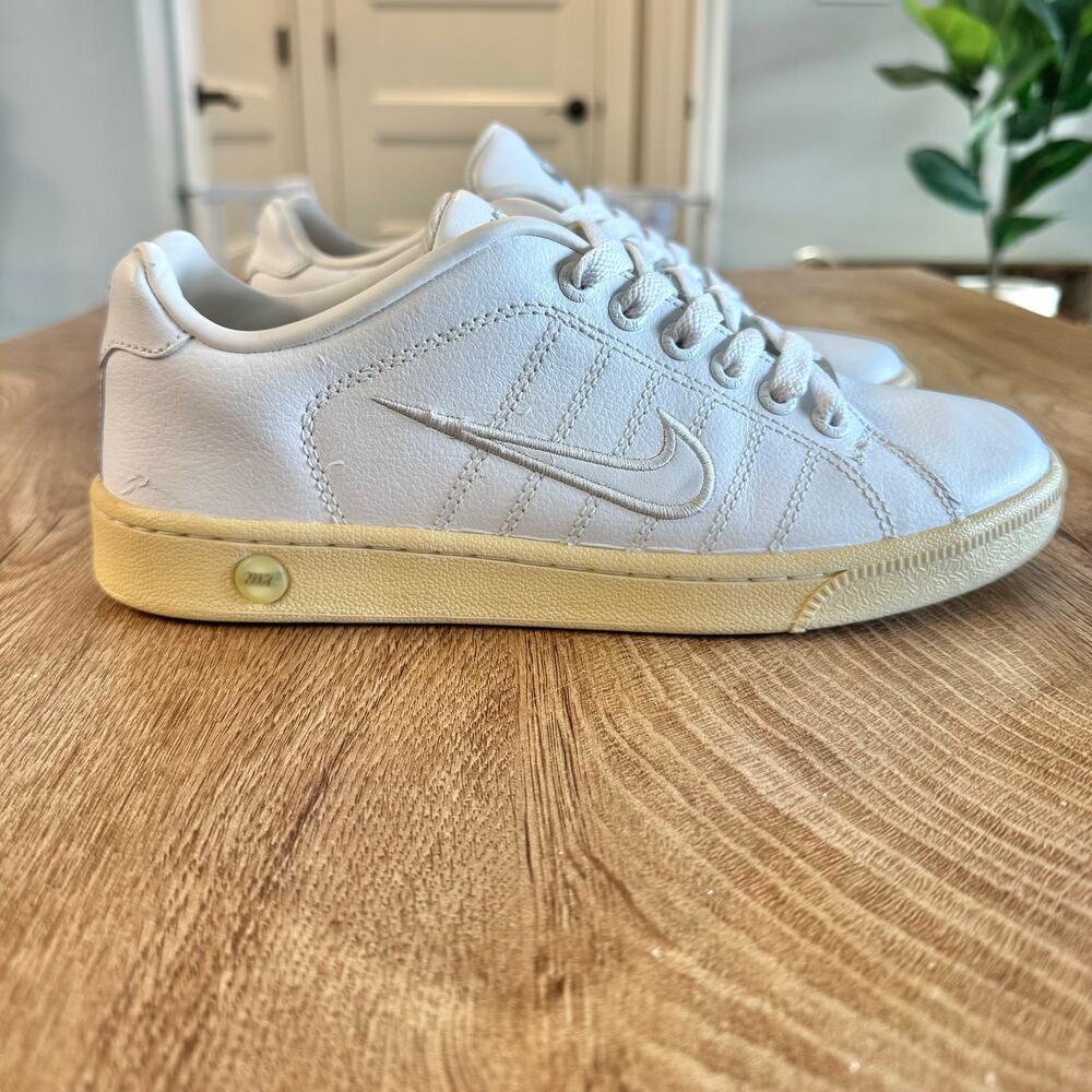 Nike | Court Tradition 2 Low White Leather Tennis Sneakers | Women’s Size 8